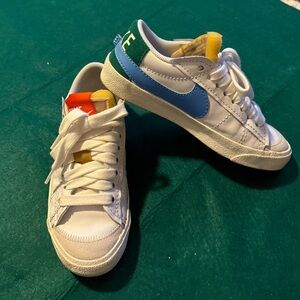 Nike Blazer Low ‘77 Jumbo Mismatch Sneakers
